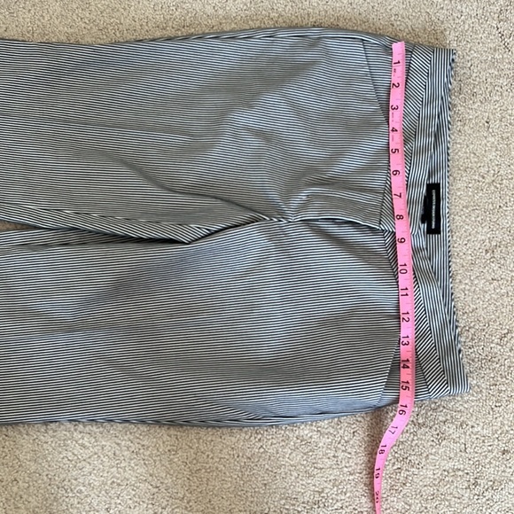 🎈Express Design Studio size 4 🆕 whit out tag 🏷️ - Picture 9 of 14